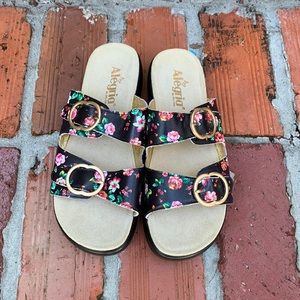 Algeria Floral Slip-on Sandals